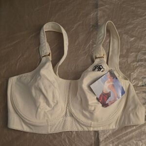 Warners Women's White Bra